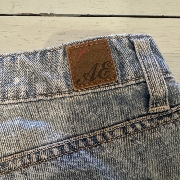 AMERICAN EAGLE | AE denim jeans Size shorts painter distressed Y2K | Sz 2 - Picture 3 of 7